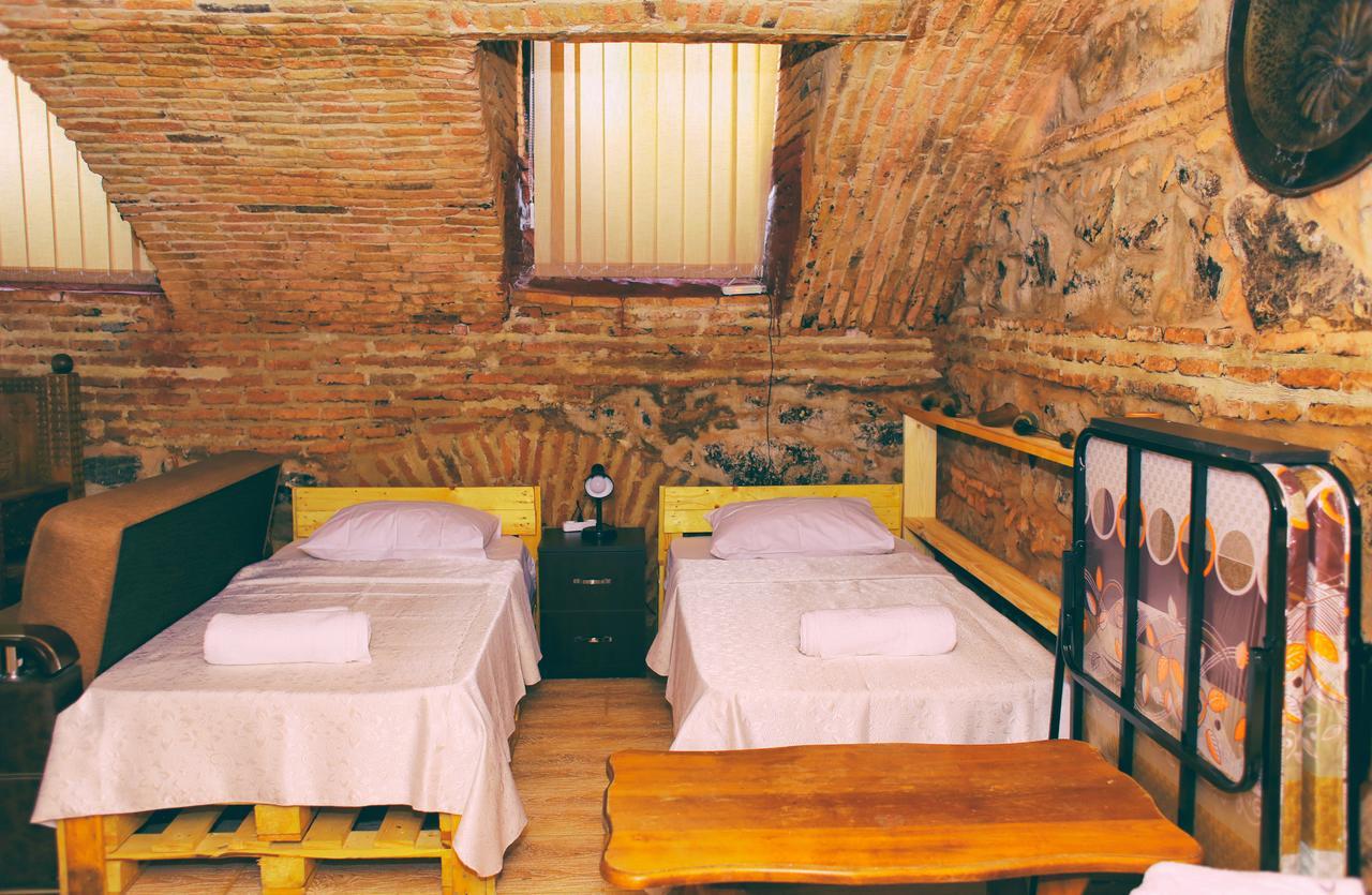 Guest House Kakabadzeebi 9 Tbilisi ภายนอก รูปภาพ